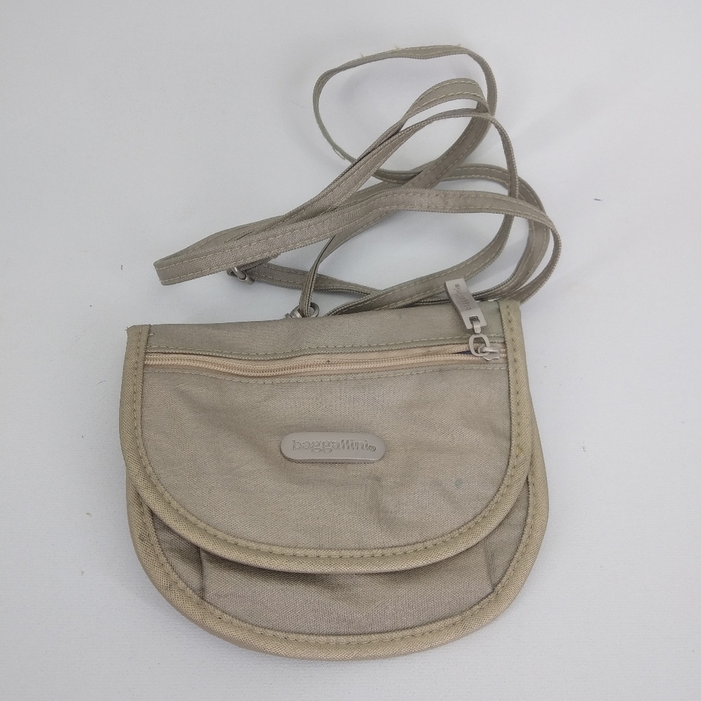 Teenie Weenie Baggallini with strap Tan